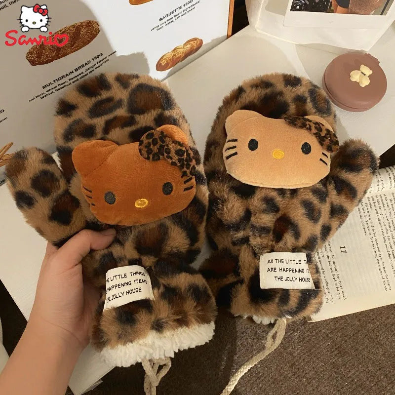 Kit Hello Kitty Oncinha – Luvas e Cachecol