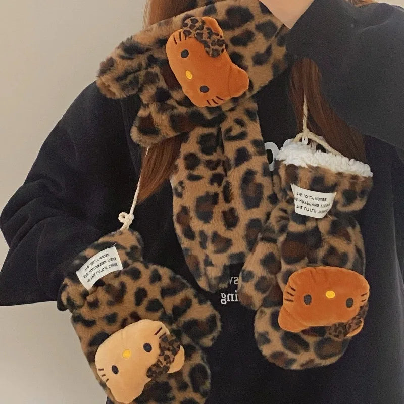 Kit Hello Kitty Oncinha – Luvas e Cachecol